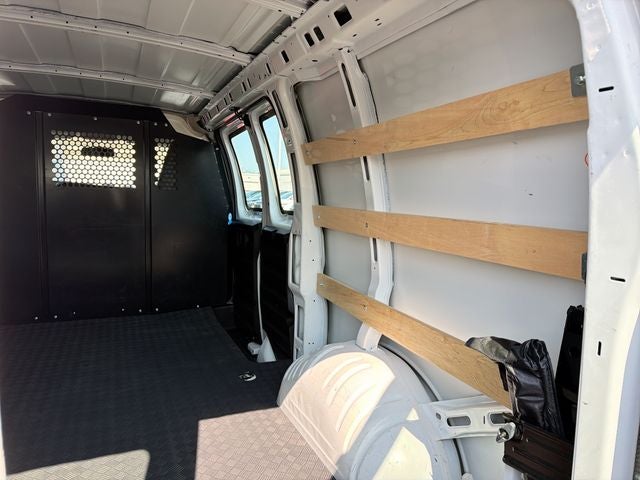 2025 Chevrolet Express 2500 Work Van Cargo