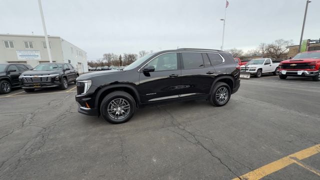 2025 GMC ACADIA - Image 3