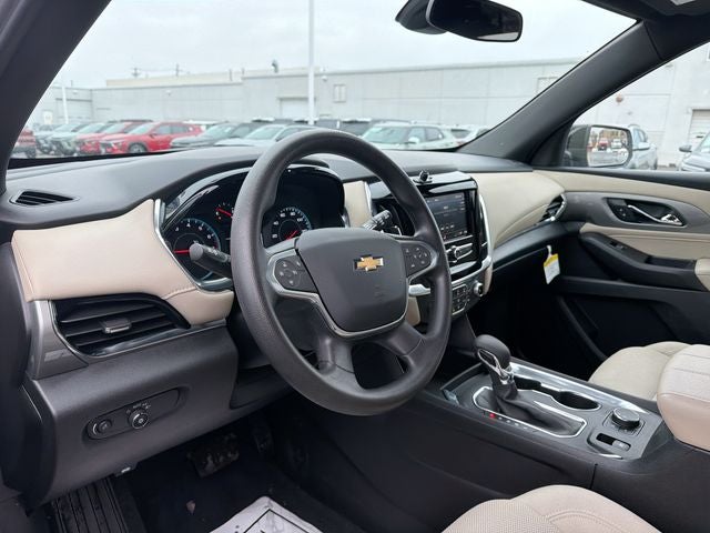 2022 Chevrolet Traverse LS