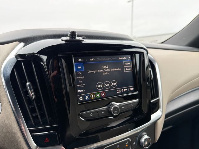 2022 Chevrolet Traverse LS