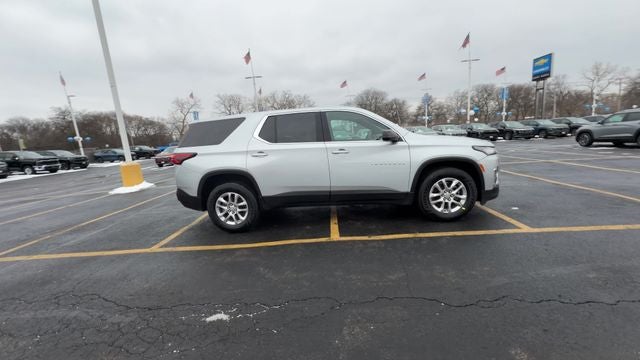 2022 Chevrolet Traverse LS