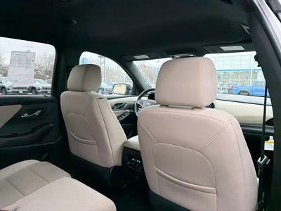 2022 Chevrolet Traverse LS