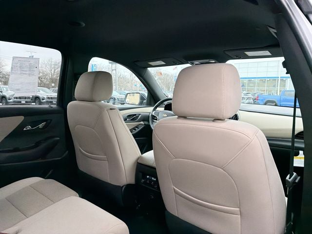 2022 Chevrolet Traverse LS