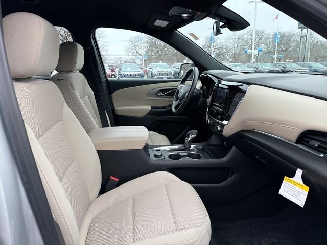 2022 Chevrolet Traverse LS