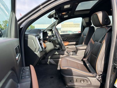 2023 GMC Canyon AT4