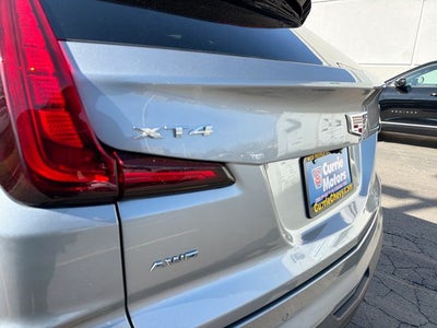 2024 Cadillac XT4 Premium Luxury