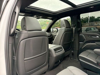 2023 Cadillac Escalade Sport