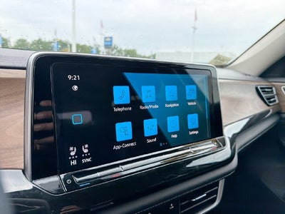 2026 Volkswagen Atlas SE w/Technology