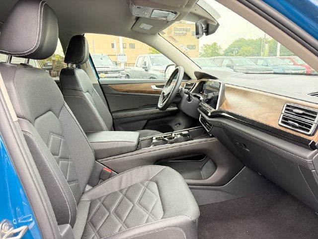 2026 Volkswagen Atlas SE w/Technology