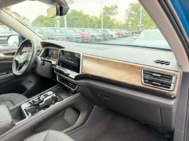 2026 Volkswagen Atlas SE w/Technology