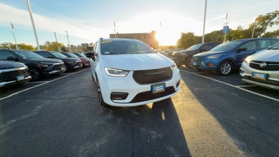 2025 Chrysler Pacifica Limited