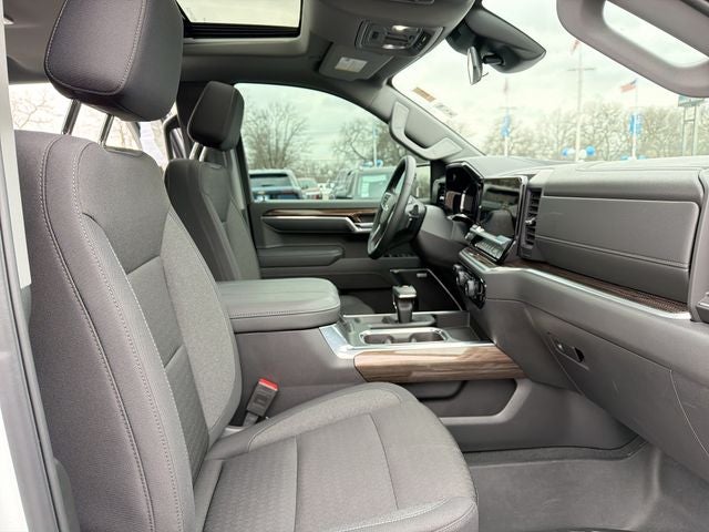 2025 CHEVROLET SILVERADO - Image 27