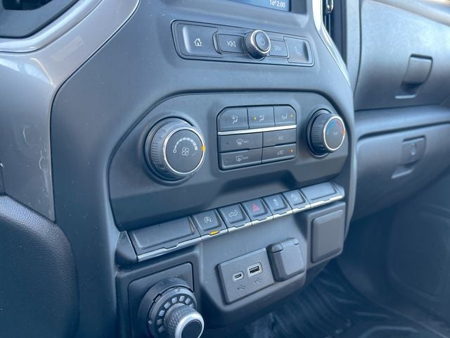 2022 CHEVROLET SILVERADO LTD - Image 31