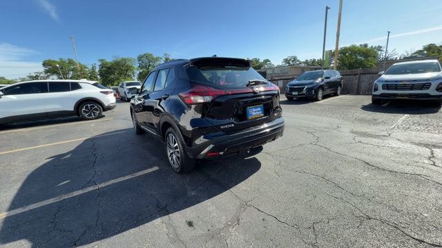 2024 Nissan Kicks SR