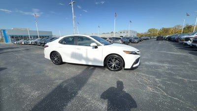 2021 Toyota Camry SE