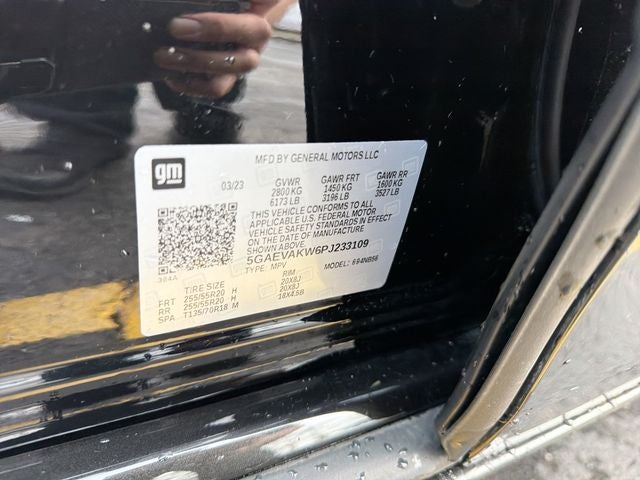 2023 Buick Enclave Essence
