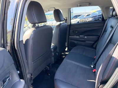 2025 Mitsubishi Outlander Sport 2.0 SE