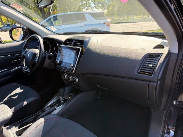 2025 Mitsubishi Outlander Sport 2.0 SE
