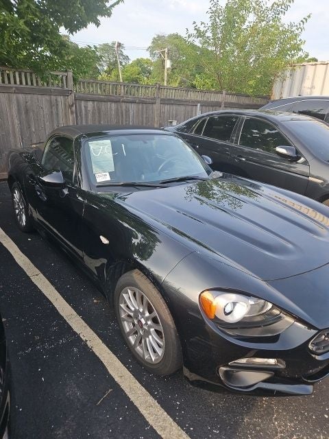 2017 FIAT 124 Spider Classica