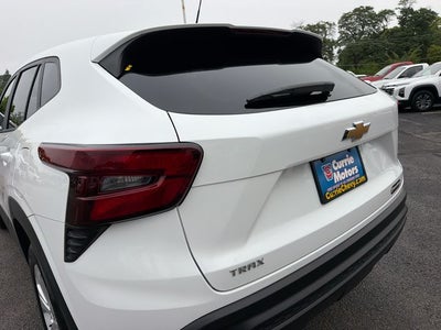 2025 Chevrolet Trax LS