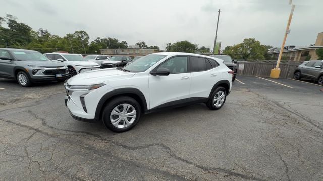 2025 Chevrolet Trax LS