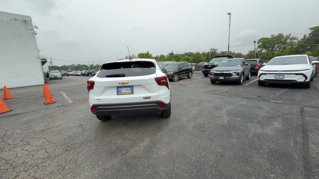 2025 Chevrolet Trax LS