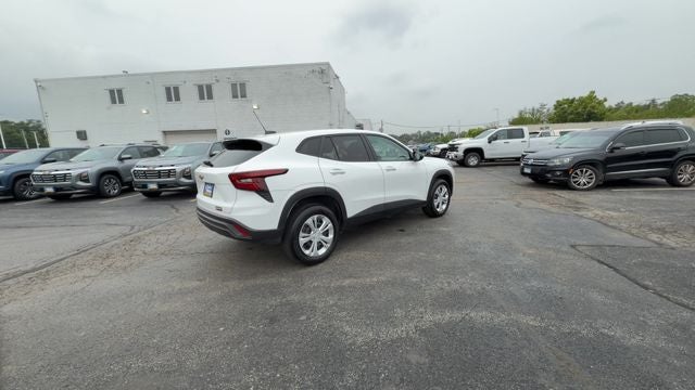 2025 Chevrolet Trax LS