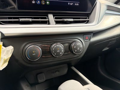 2025 Chevrolet Trax LS