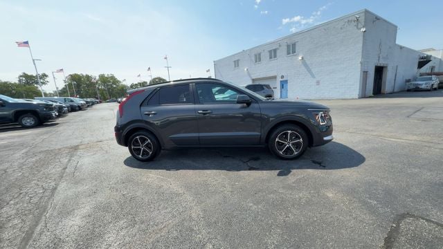 2025 Kia Niro LX