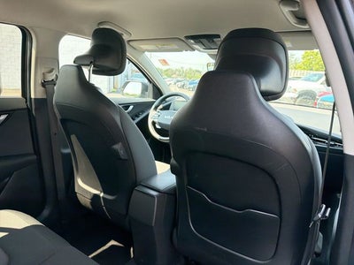 2025 Kia Niro LX