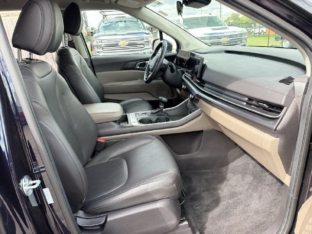 2025 Kia Carnival LXS
