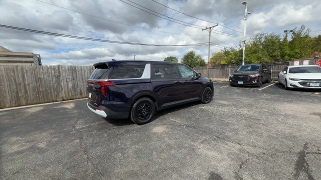 2025 Kia Carnival LXS