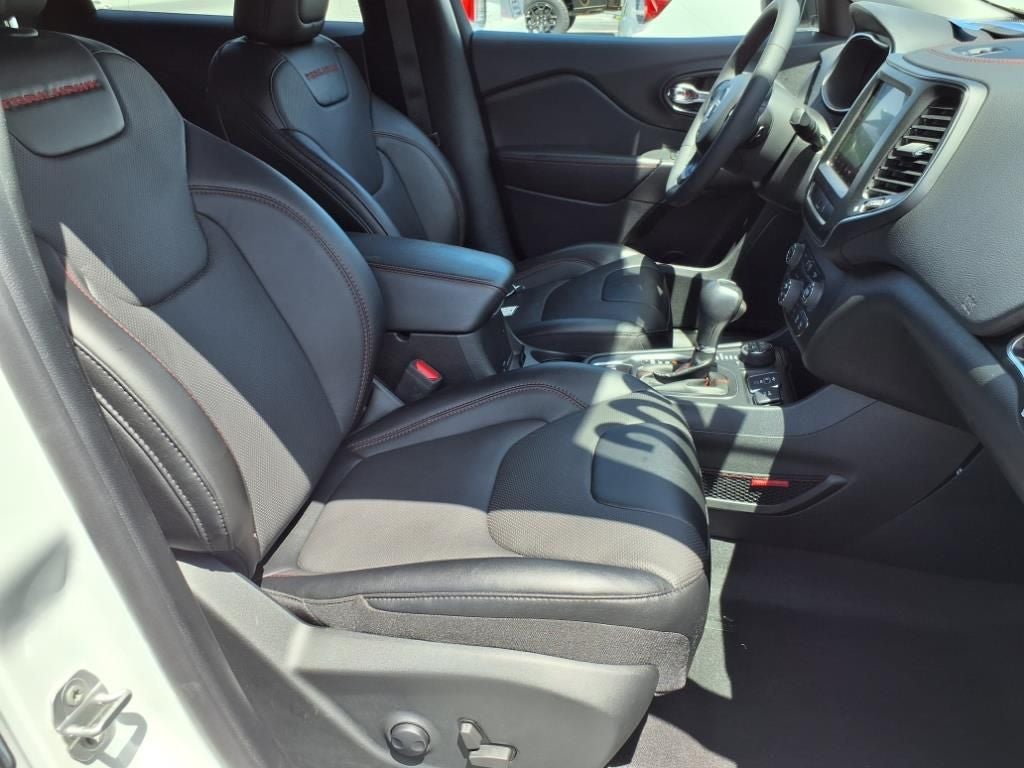 2022 Jeep Cherokee Trailhawk