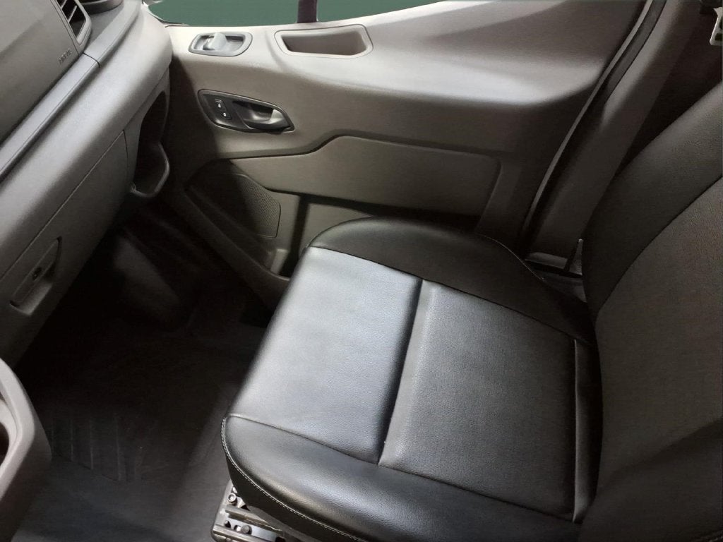 2022 Ford Transit-350 XL