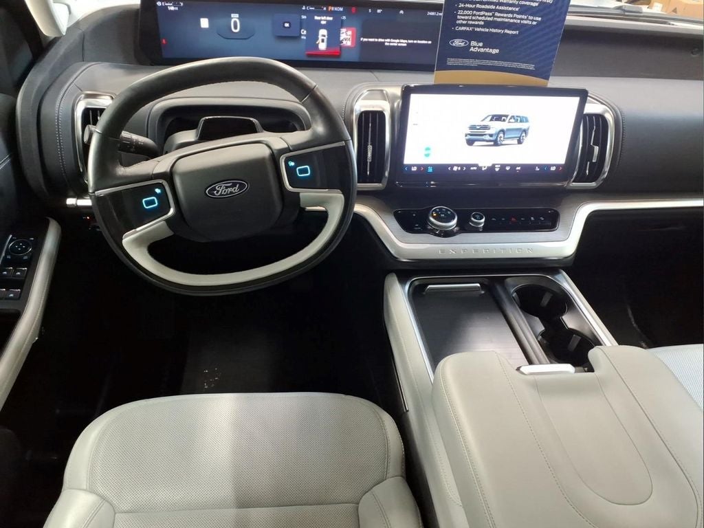 2025 Ford Expedition Platinum