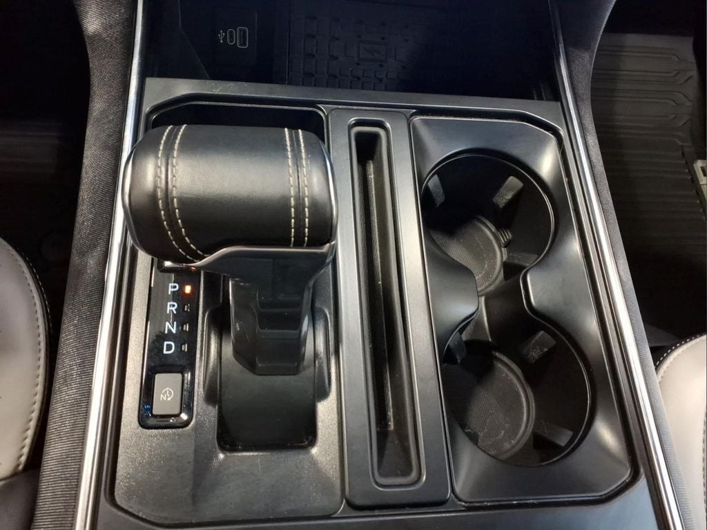 2025 Ford F-150 Lightning Platinum