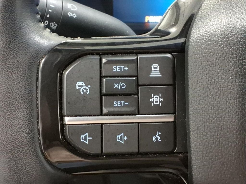 2025 Ford F-150 Lightning Platinum