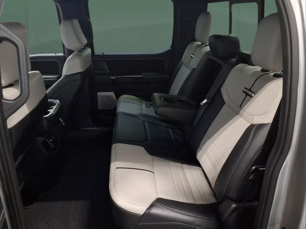 2025 Ford F-150 Lightning Platinum