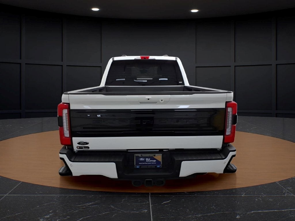 2025 Ford F-250 Super Duty Platinum
