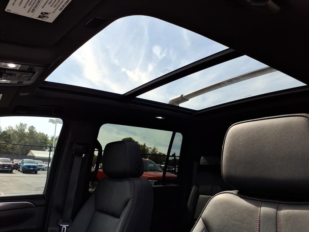 2022 Chevrolet Suburban RST