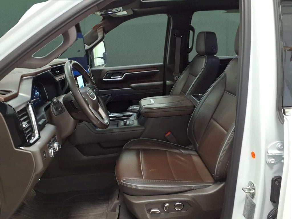 2025 GMC Sierra 2500HD Denali