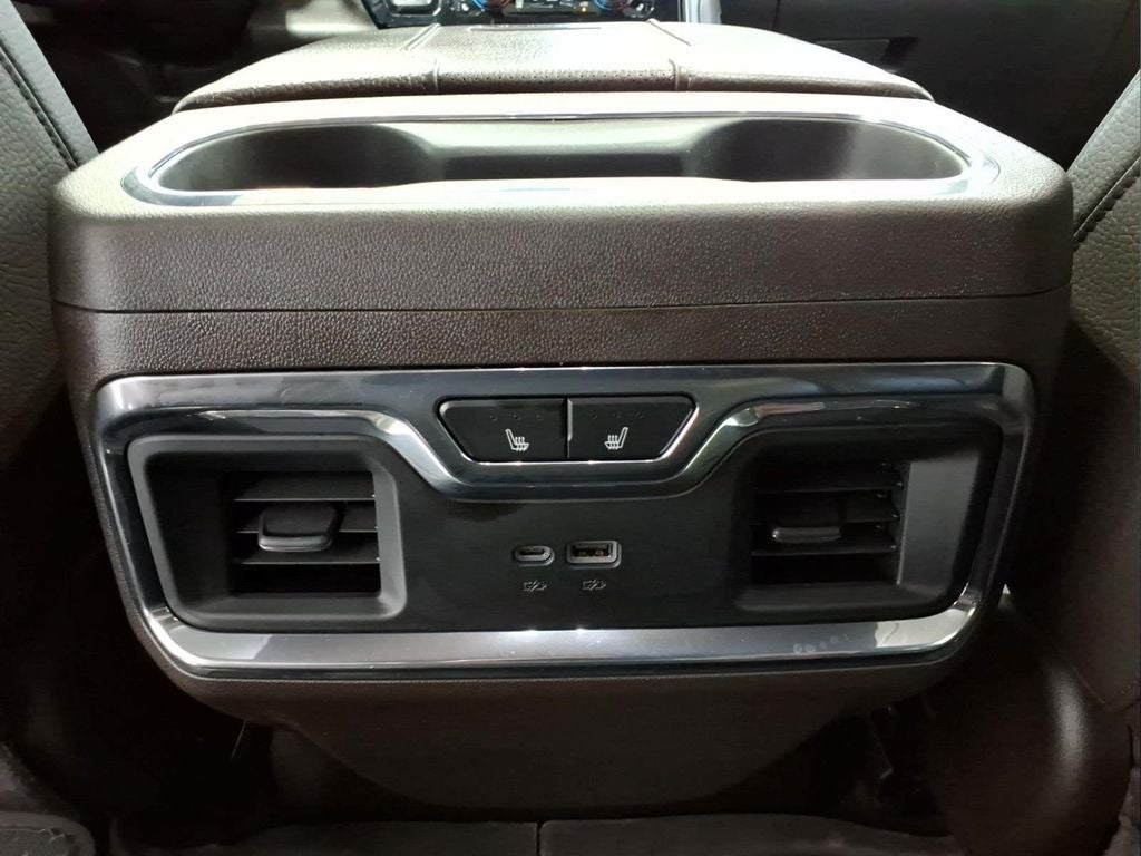 2025 GMC Sierra 2500HD Denali