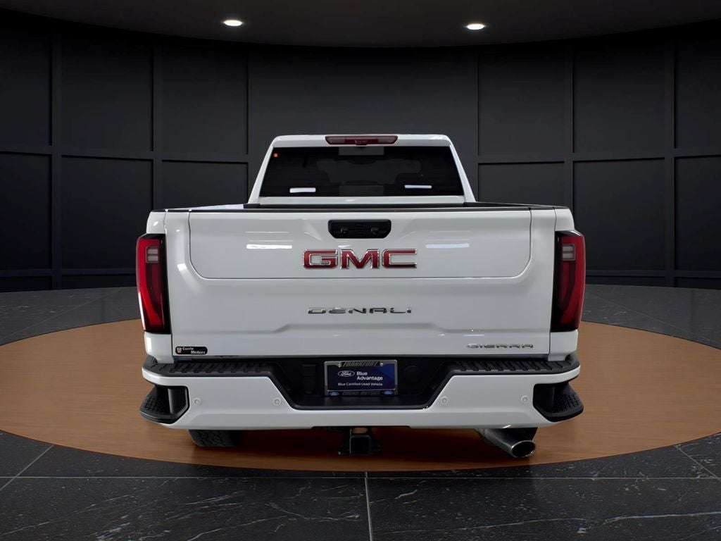2025 GMC Sierra 2500HD Denali