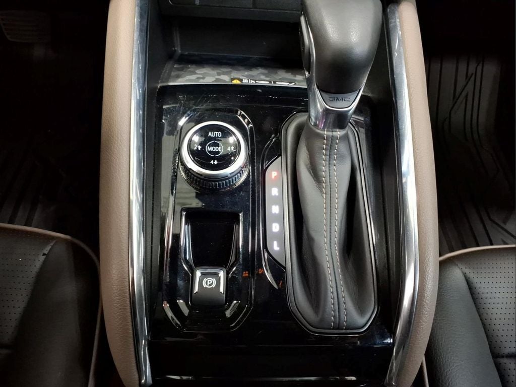 2023 GMC Canyon Denali