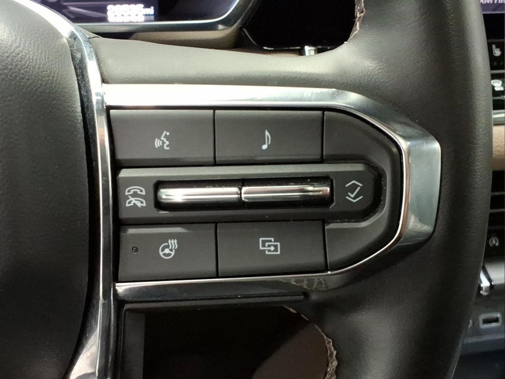 2023 GMC Canyon Denali
