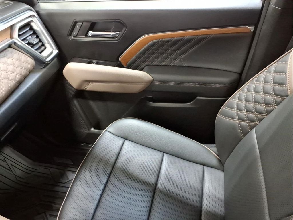 2023 GMC Canyon Denali