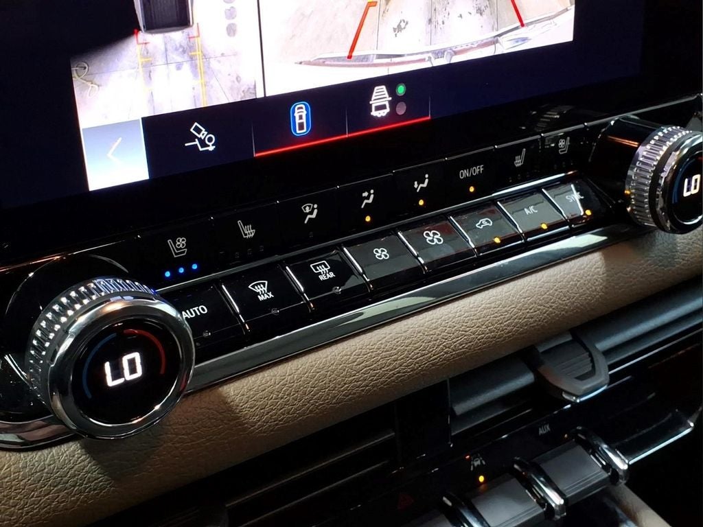 2023 GMC Canyon Denali