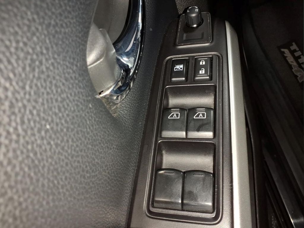 2019 Nissan Titan PRO-4X
