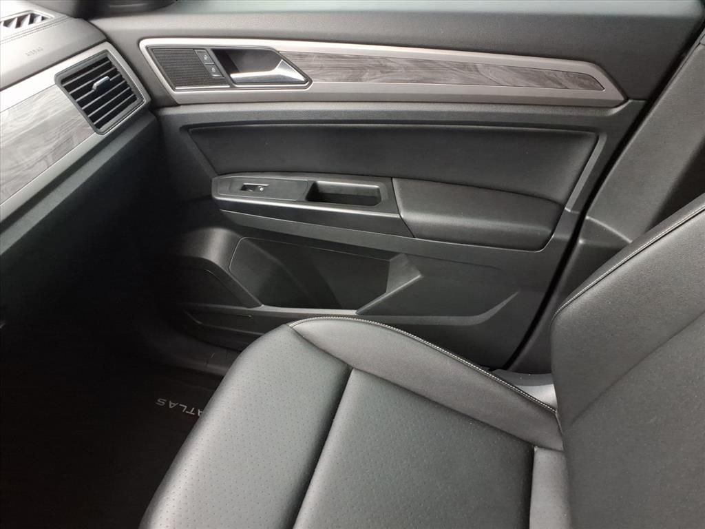 2020 Volkswagen Atlas Cross Sport 3.6L V6 SE w/Technology 4Motion