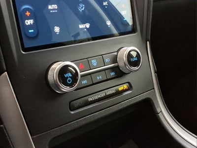 2022 Ford Edge SE